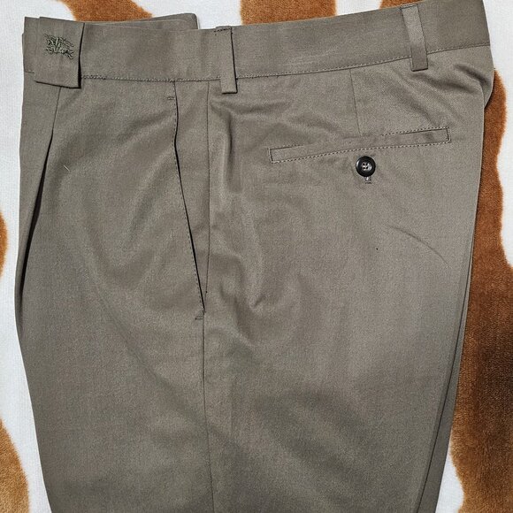 Burberry Classic Pants - Picture 5 of 8